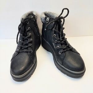 Dr. Scholl's Women's Size 7.5 Nice Day Max Alpine Black Ankle Bootie Lace Up Zip